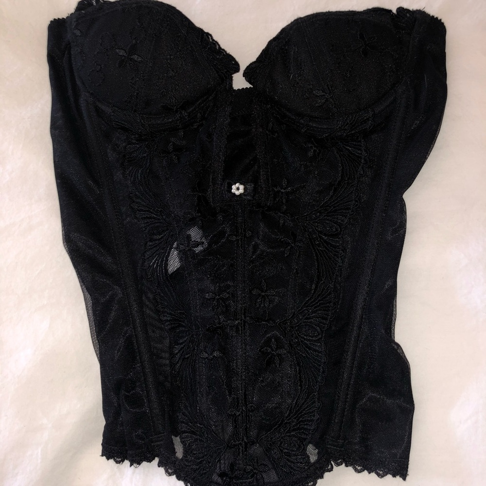Sororite Vintage black lace corset - like new!